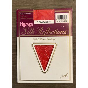 Hanes Silk Reflection, Silky, Sandalfoot Pantyhose. Size CD REALLY RED NOS